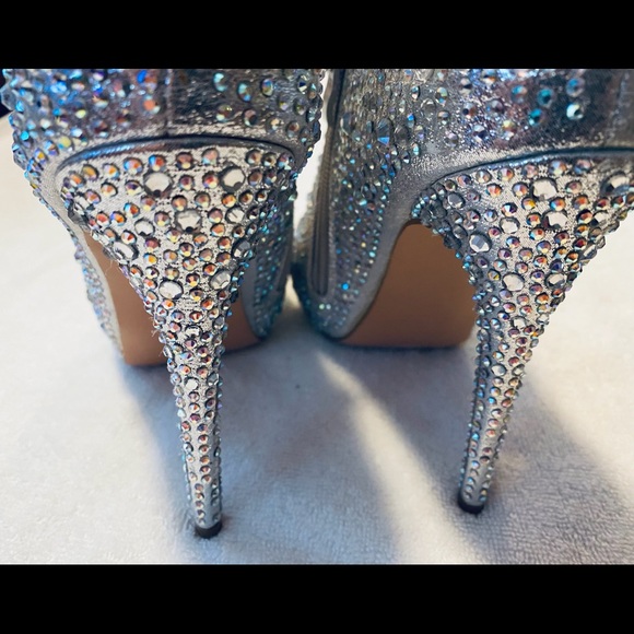 Brand New Super Glamorous Sparkling Crystal Heels - Box 65 - Picture 7 of 7
